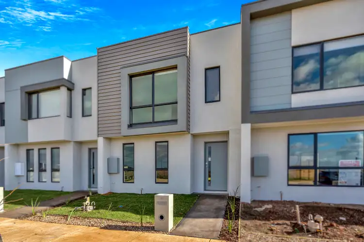 13 Nethergate Street, Thornhill Park VIC 3335