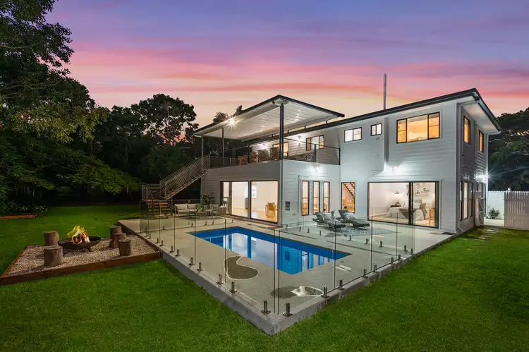 54 Alligator Creek Road, Alligator Creek QLD 4816