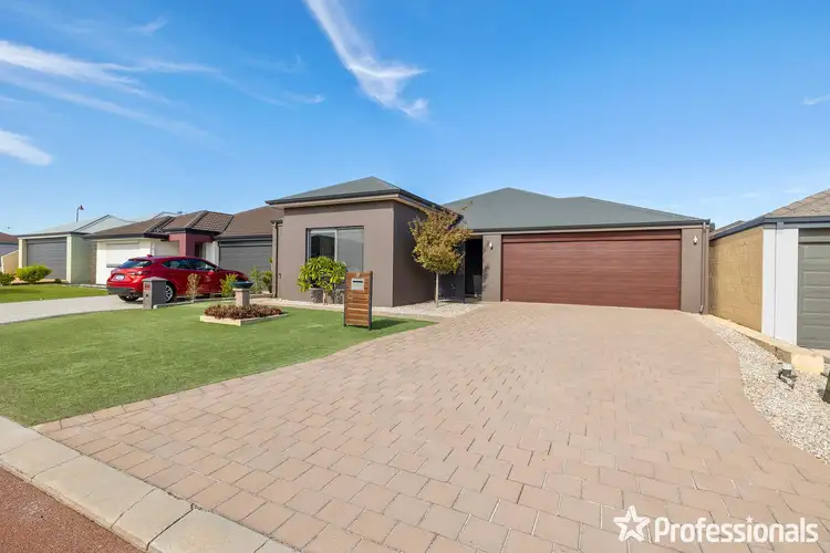 19 Pilkington Street, Canning Vale WA 6155