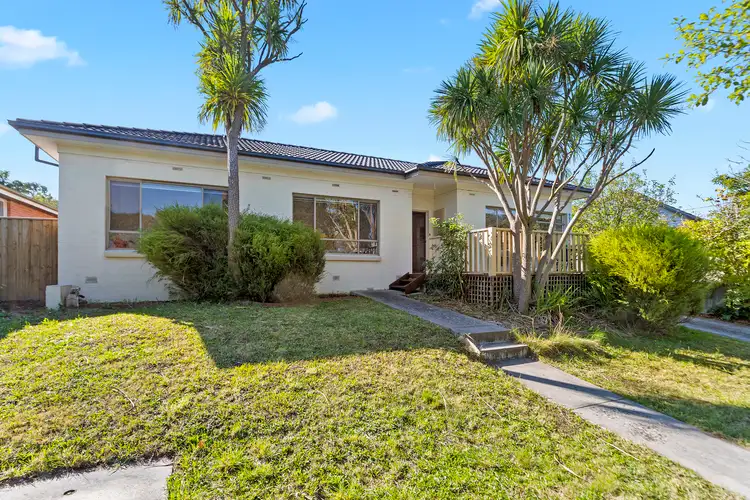 Main view of Homely unit listing, 1/19 Yarran Grove, Bayswater VIC 3153