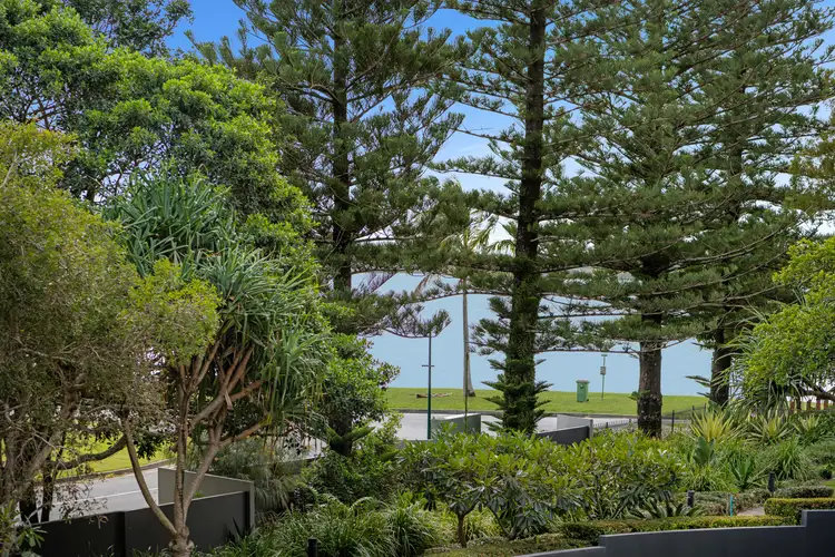 Fourth view of Homely apartment listing, 6201/323 Bayview Street, Hollywell QLD 4216