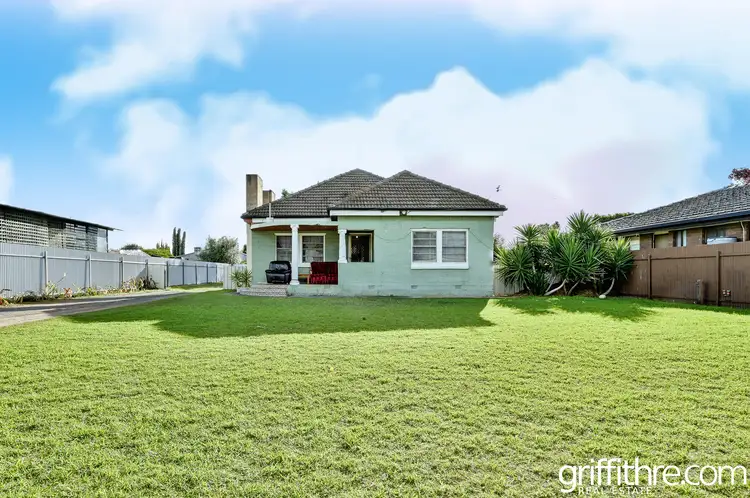96 Erskine Road, Griffith NSW 2680