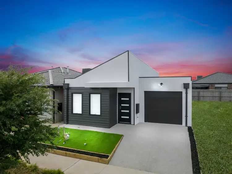 12 Arbuckle Rd, Werribee VIC 3030