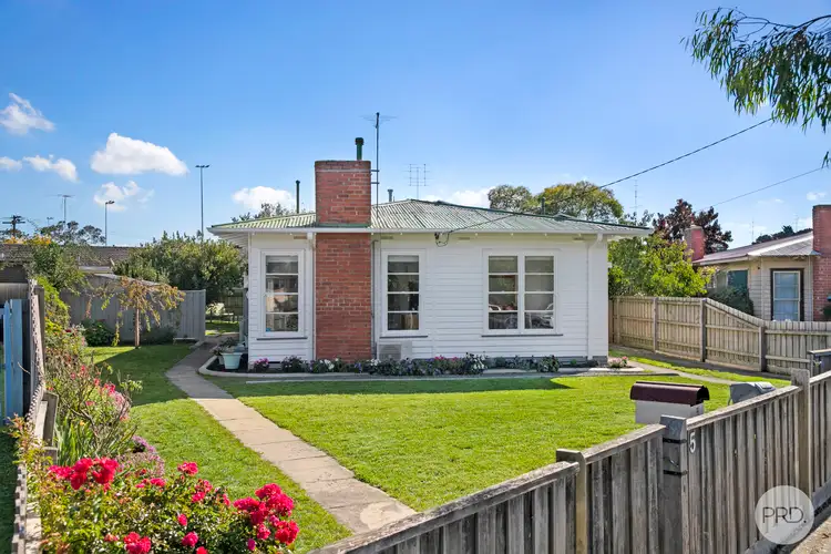 Main view of Homely house listing, 5 Boronia Grove, Wendouree VIC 3355
