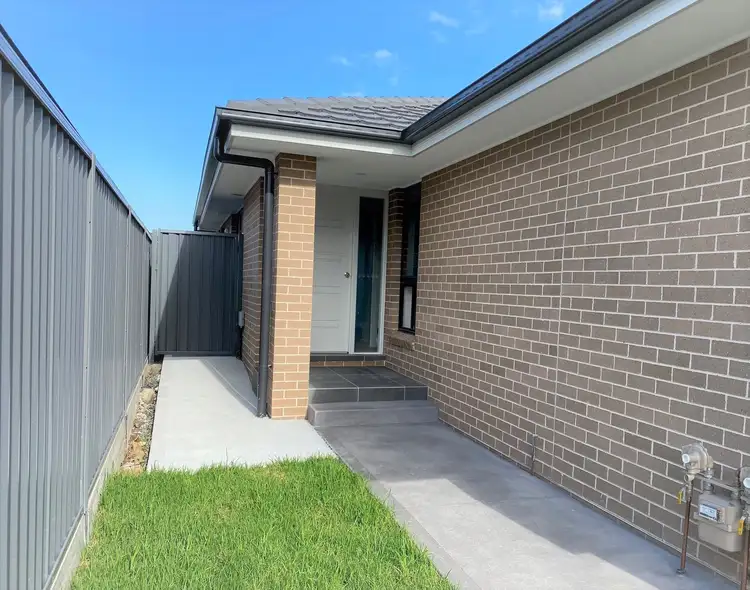 Main view of Homely unit listing, 5a Pastureland St, Kembla Grange NSW 2526