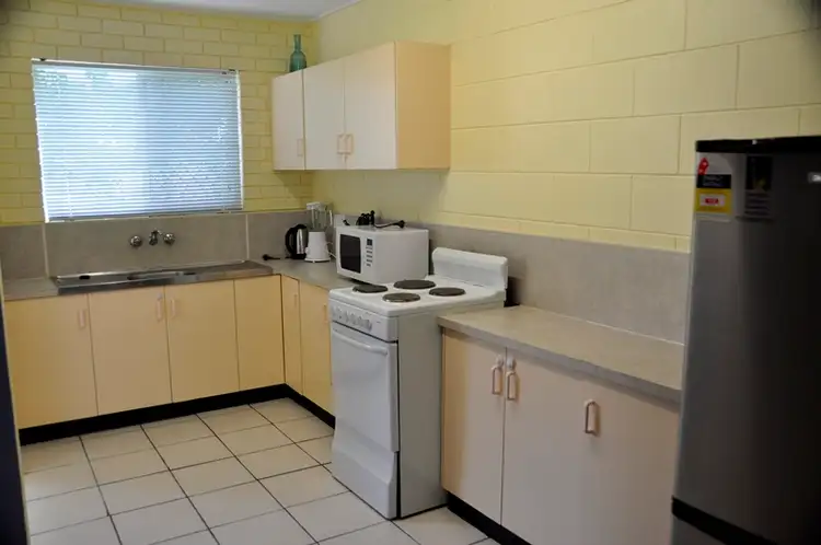 Fifth view of Homely unit listing, 8/64 Carlyle Street, Mackay QLD 4740