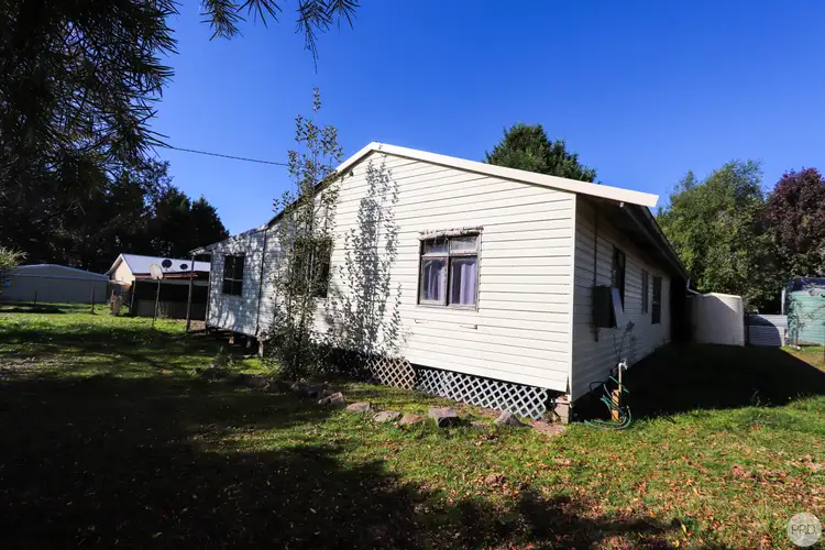 26 Carabost Street, Tumbarumba NSW 2653