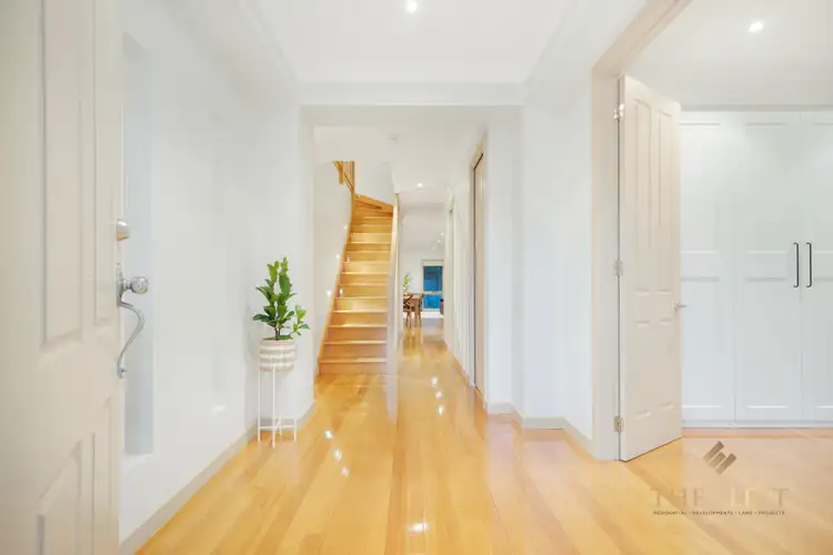 Fifth view of Homely house listing, 7 Tiffany Walk, Sanctuary Lakes VIC 3030