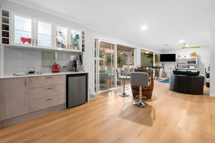 Sixth view of Homely house listing, 15 Chiffley Place, Arundel QLD 4214