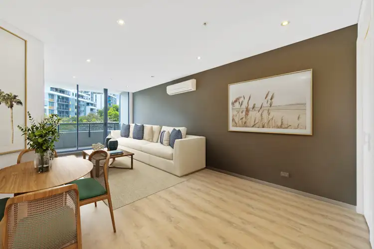 501/2 Aqua Street, Southport QLD 4215