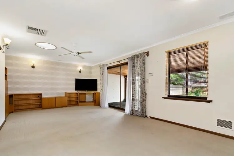 Third view of Homely semi-detached listing, 7A Endeavour Avenue, Bull Creek WA 6149