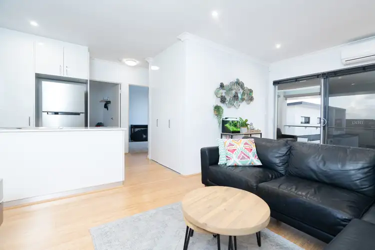 8/7 Mahlberg Avenue, Woodlands WA 6018