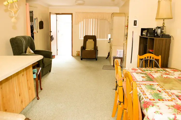 Sixth view of Homely unit listing, 1/4 NALLA COURT, Palm Beach QLD 4221