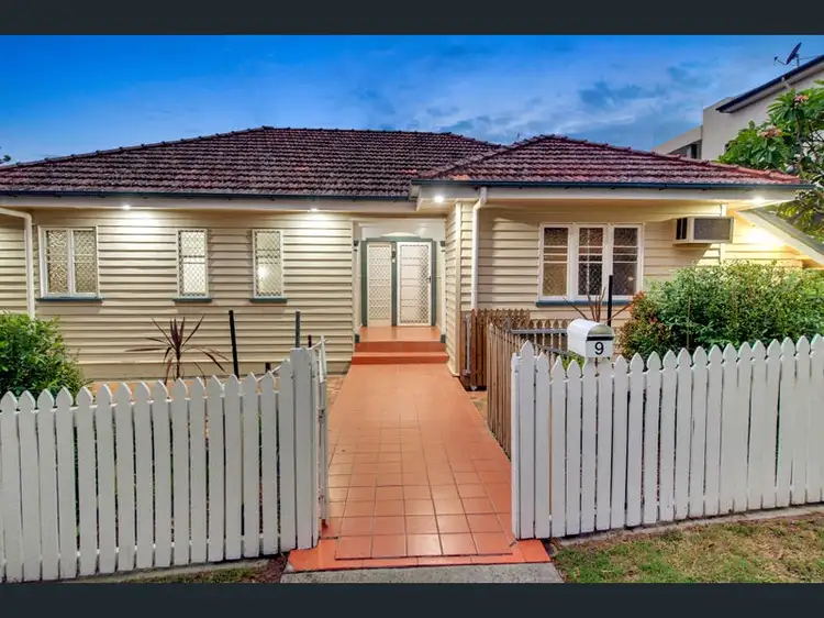 9 Outridge Street, Ipswich QLD 4305