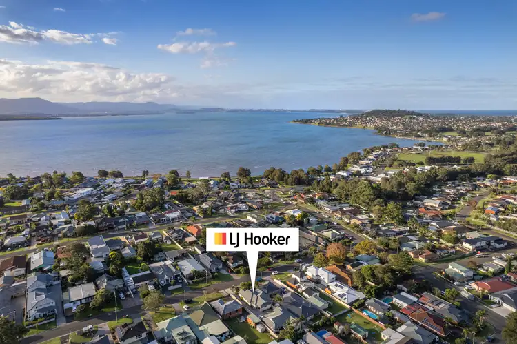 Main view of Homely house listing, 1/13 Parkes Street, Oak Flats NSW 2529