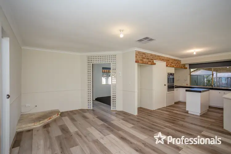 Fifth view of Homely house listing, 4 Kingfisher View, Brookdale WA 6112