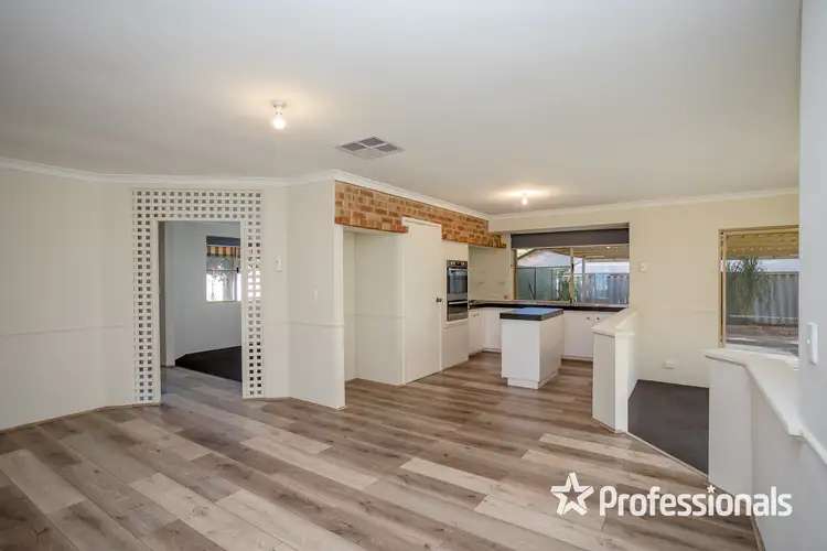 Sixth view of Homely house listing, 4 Kingfisher View, Brookdale WA 6112