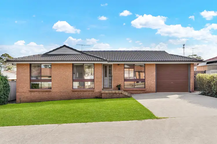 2/3 Amiens Close, Bossley Park NSW 2176
