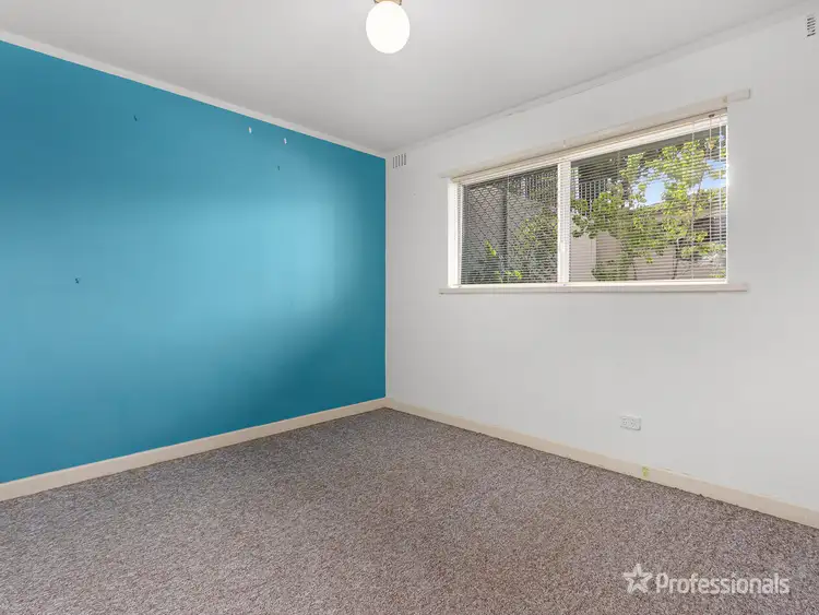 Sixth view of Homely house listing, 2/44 Mulligan Way, Orelia WA 6167