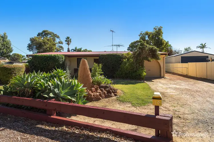 10 King Drive, Wannanup WA 6210