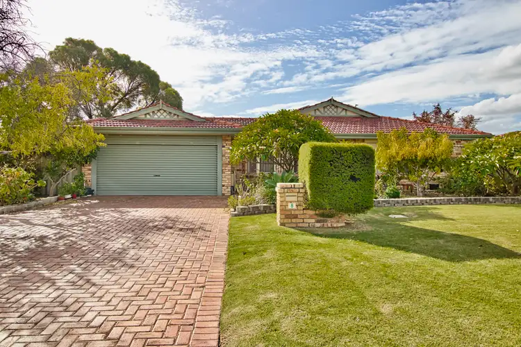 8 Glenway Loop, Cooloongup WA 6168