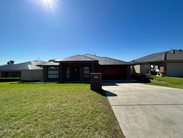 21 Jeffery Circuit, Tumut NSW 2720