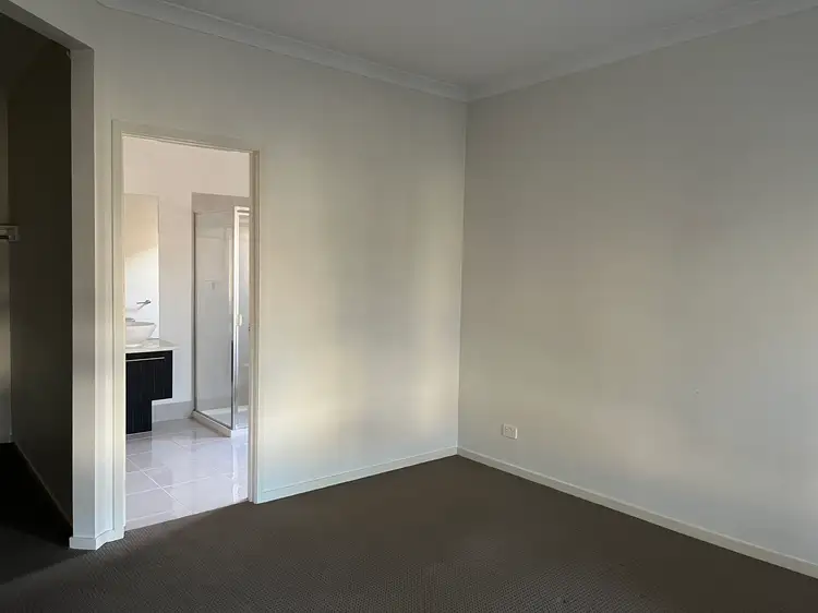 Fifth view of Homely house listing, 5 Weerana Way, Lara VIC 3212