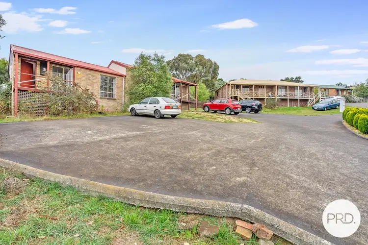 84 Hilton Road