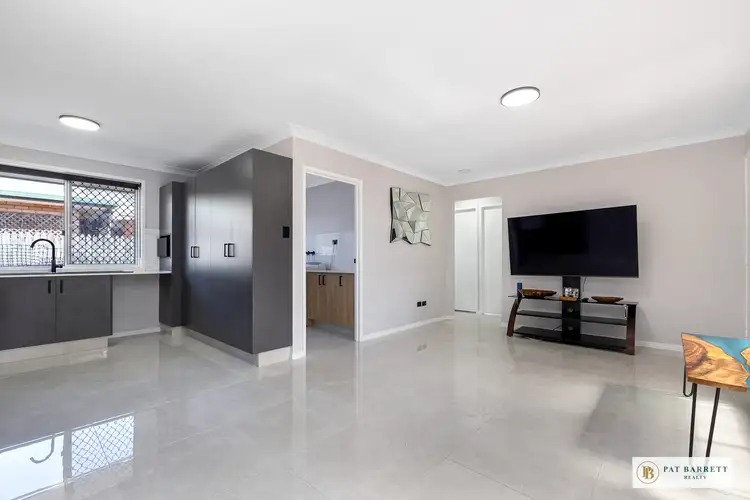 2/15 Burnett Street, Wellington Point QLD 4160