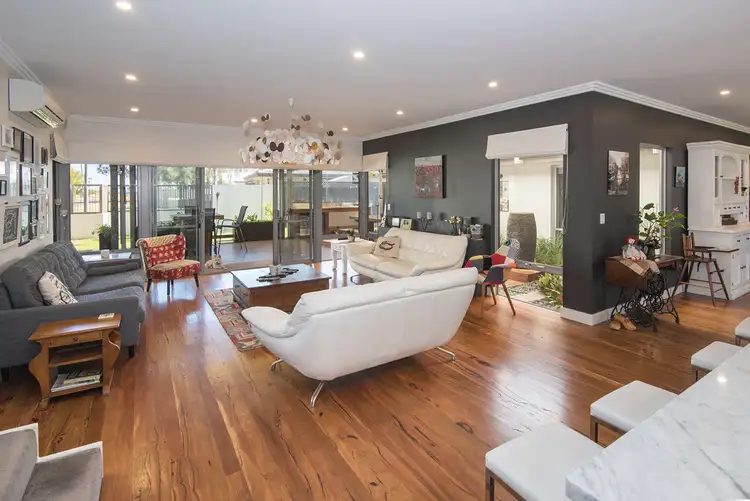 Third view of Homely house listing, 5 Julianne Street, Broadwater WA 6280