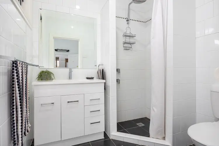 Sixth view of Homely house listing, 158 DeBoos Street, Temora NSW 2666