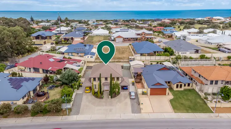 32 Guillardon Terrace, Madora Bay WA 6210