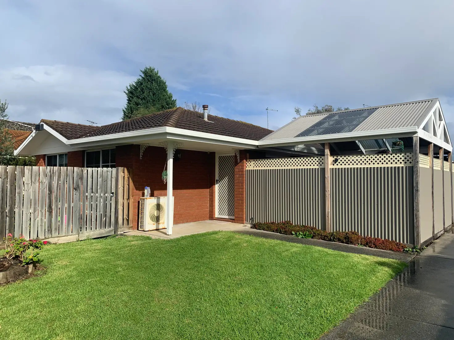 Main view of Homely unit listing, 1/47 Thompson Street, Whittington VIC 3219