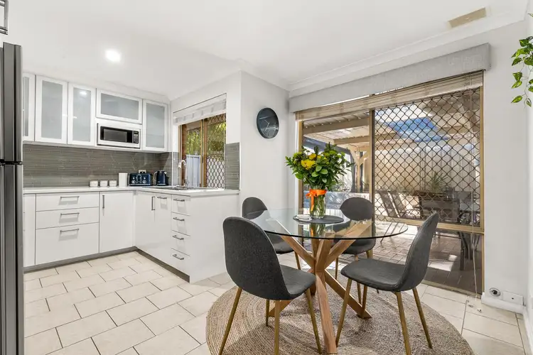 6/14 Stampel Gardens, Kardinya WA 6163