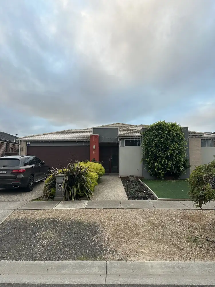 24 Tanoa Crescent, Point Cook VIC 3030