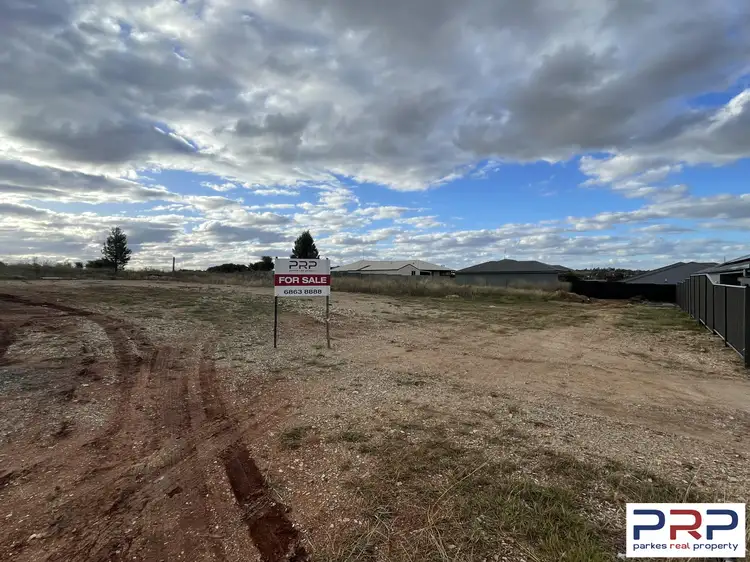 33B Rosewood Avenue, Parkes NSW 2870