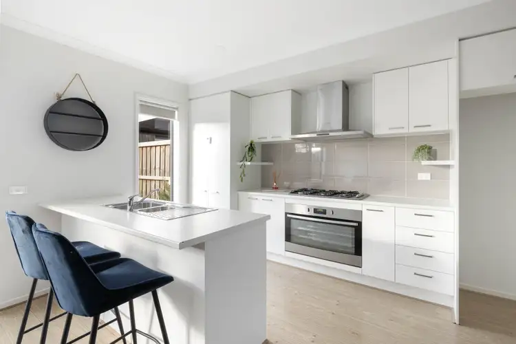 Second view of Homely house listing, 5 Humffray Walk, Wollert VIC 3750