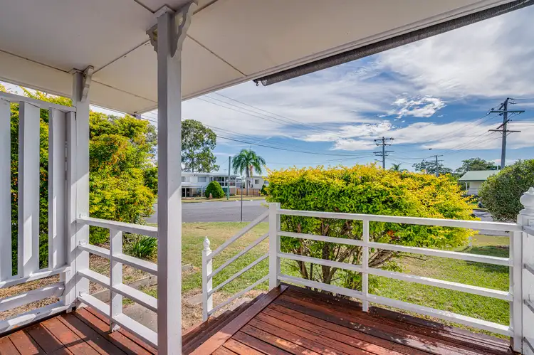 8 Larsen Street, West Gladstone QLD 4680