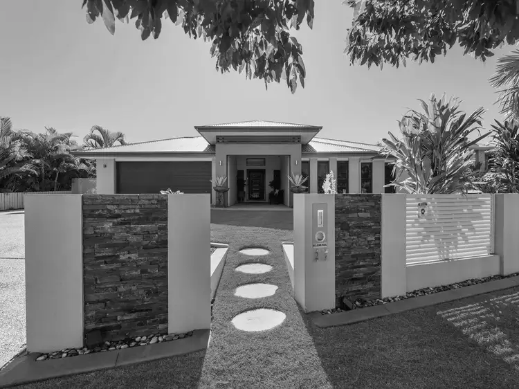27 Pearse Drive, Brassall QLD 4305