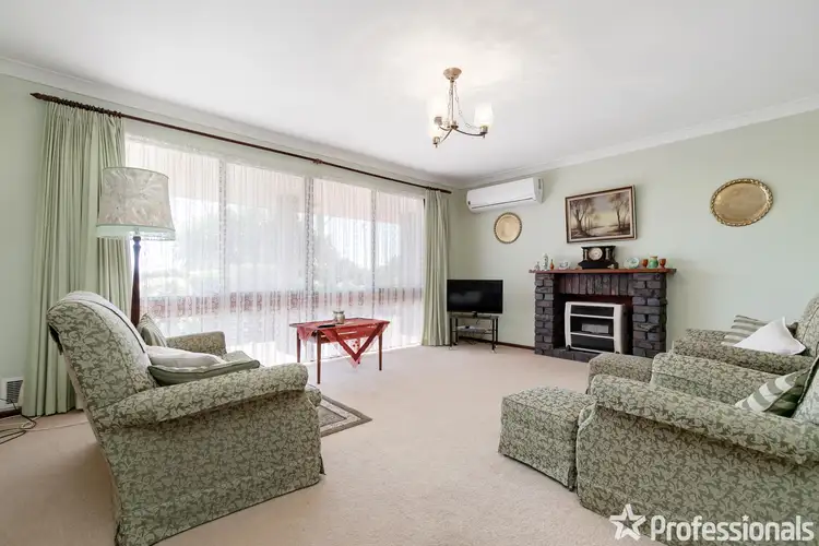 41 Flamingo Way