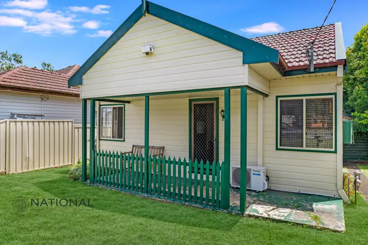 11 Henry St, Guildford NSW 2161