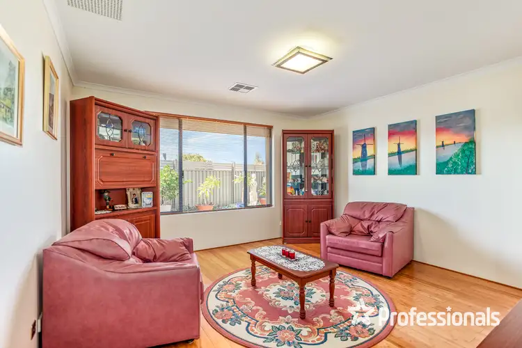 Seventh view of Homely house listing, 2 Rosette Place, Piara Waters WA 6112