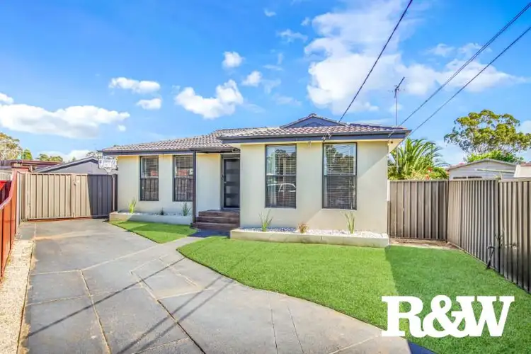 6 Miax Place, Dharruk NSW 2770