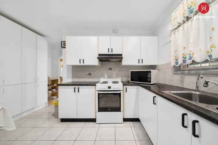 Fifth view of Homely house listing, 39 Schubert Place, Bonnyrigg Heights NSW 2177