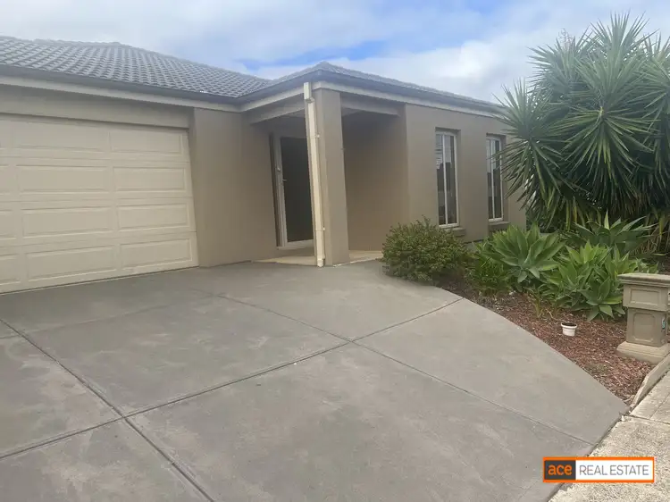 10 Berowa Street