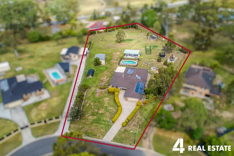 37 Galilee Court, Glenlogan QLD 4280