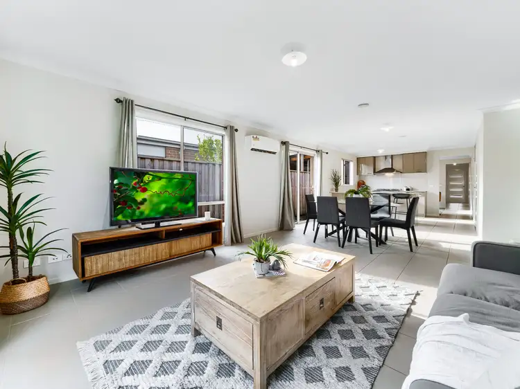 Fifth view of Homely house listing, 27 Curved Trunk Road, Officer VIC 3809