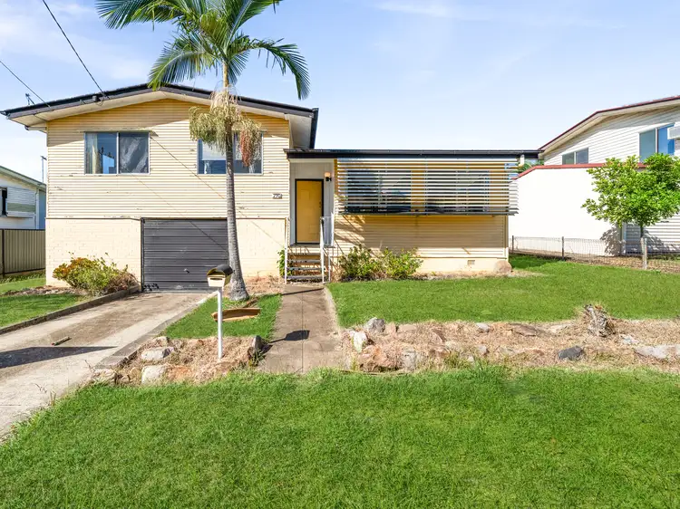 290 South Station Road, Raceview QLD 4305