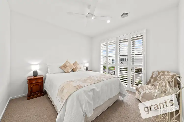 Sixth view of Homely house listing, 2 Curve Avenue, Clyde North VIC 3978
