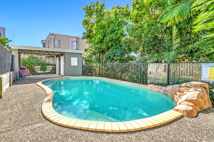 Fifth view of Homely house listing, 4/5 Ashbourne Terrace, Biggera Waters QLD 4216